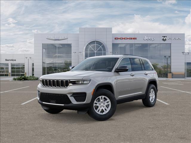 new 2025 Jeep Grand Cherokee car, priced at $37,889