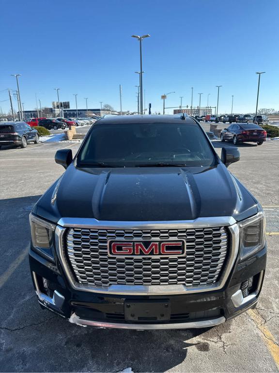 used 2022 GMC Yukon XL car, priced at $59,075