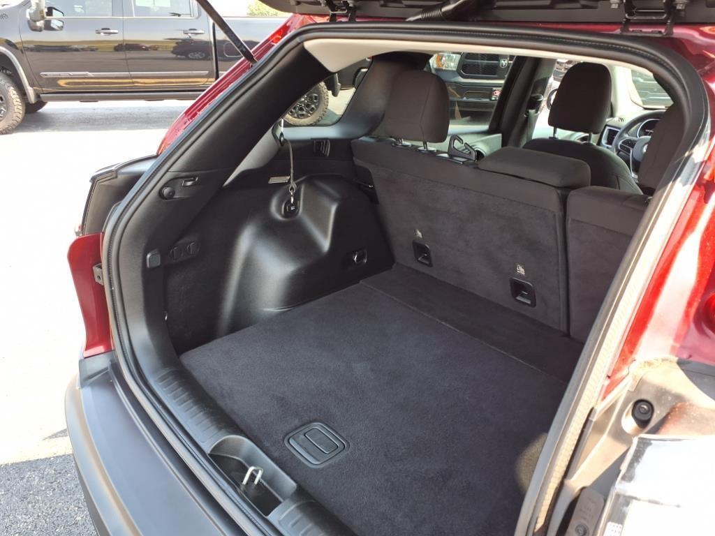 used 2019 Jeep Cherokee car, priced at $15,925
