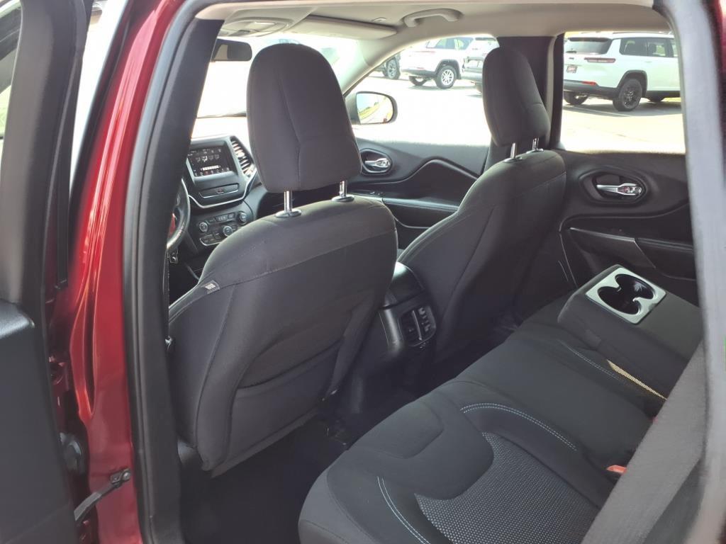used 2019 Jeep Cherokee car, priced at $15,925