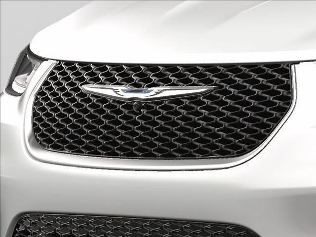 new 2025 Chrysler Pacifica Hybrid car, priced at $43,217
