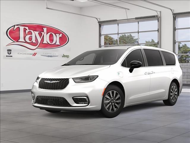 new 2025 Chrysler Pacifica Hybrid car, priced at $43,217