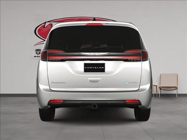 new 2025 Chrysler Pacifica Hybrid car, priced at $43,217