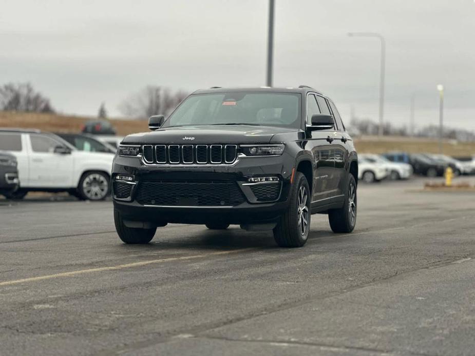 new 2025 Jeep Grand Cherokee car, priced at $52,292