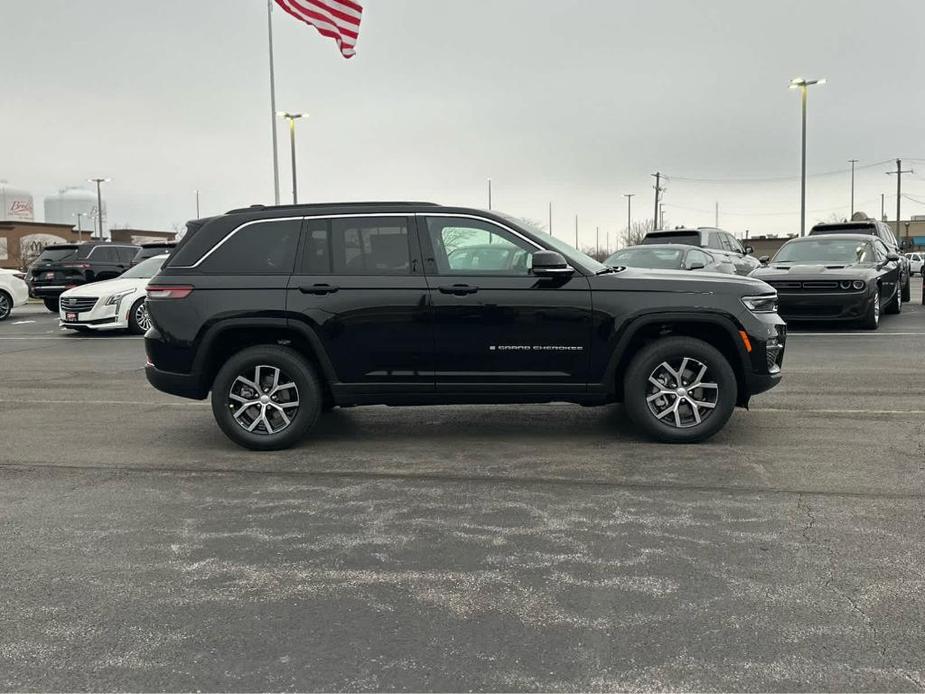 new 2025 Jeep Grand Cherokee car, priced at $52,292