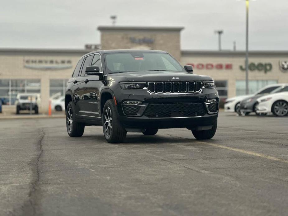 new 2025 Jeep Grand Cherokee car, priced at $52,292