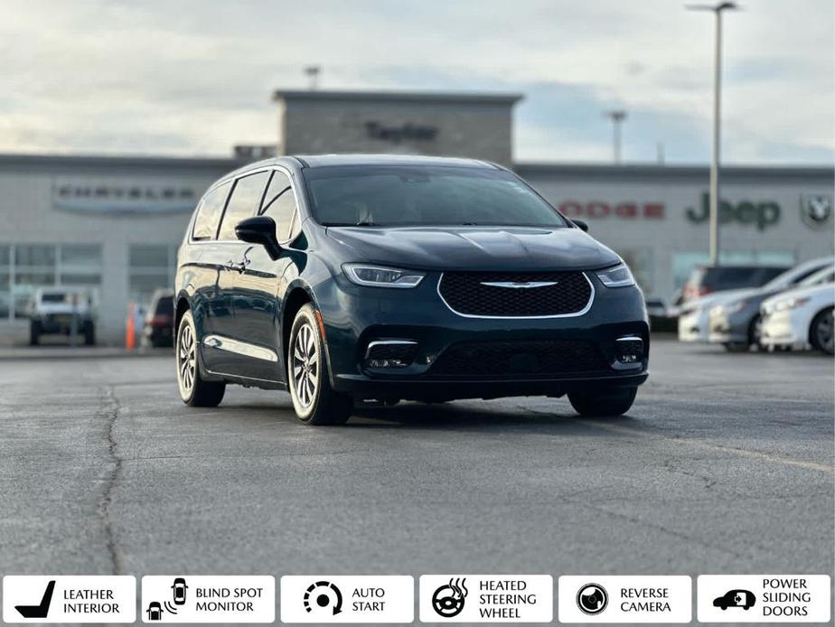 used 2022 Chrysler Pacifica Hybrid car, priced at $26,000