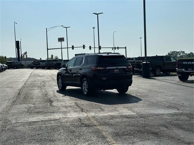 used 2018 Chevrolet Traverse car, priced at $17,873