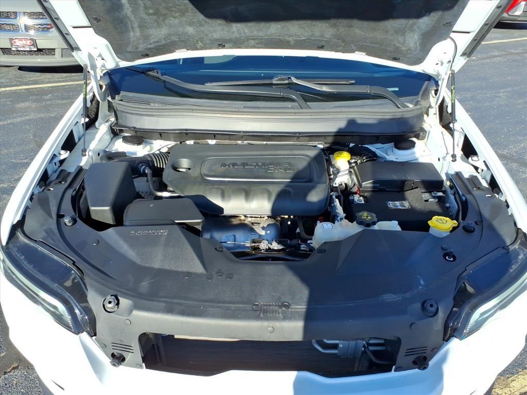 used 2020 Jeep Cherokee car, priced at $16,225