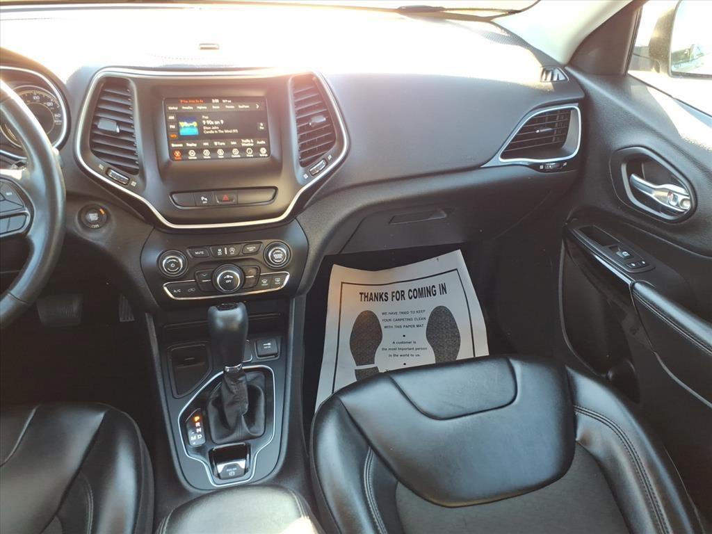 used 2020 Jeep Cherokee car, priced at $16,225