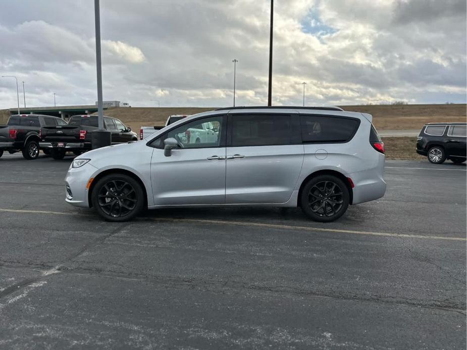 used 2022 Chrysler Pacifica car, priced at $27,354