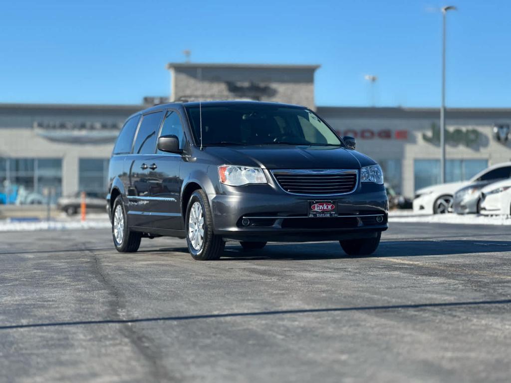 used 2016 Chrysler Town & Country car, priced at $9,885