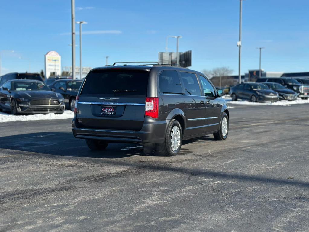 used 2016 Chrysler Town & Country car, priced at $9,885