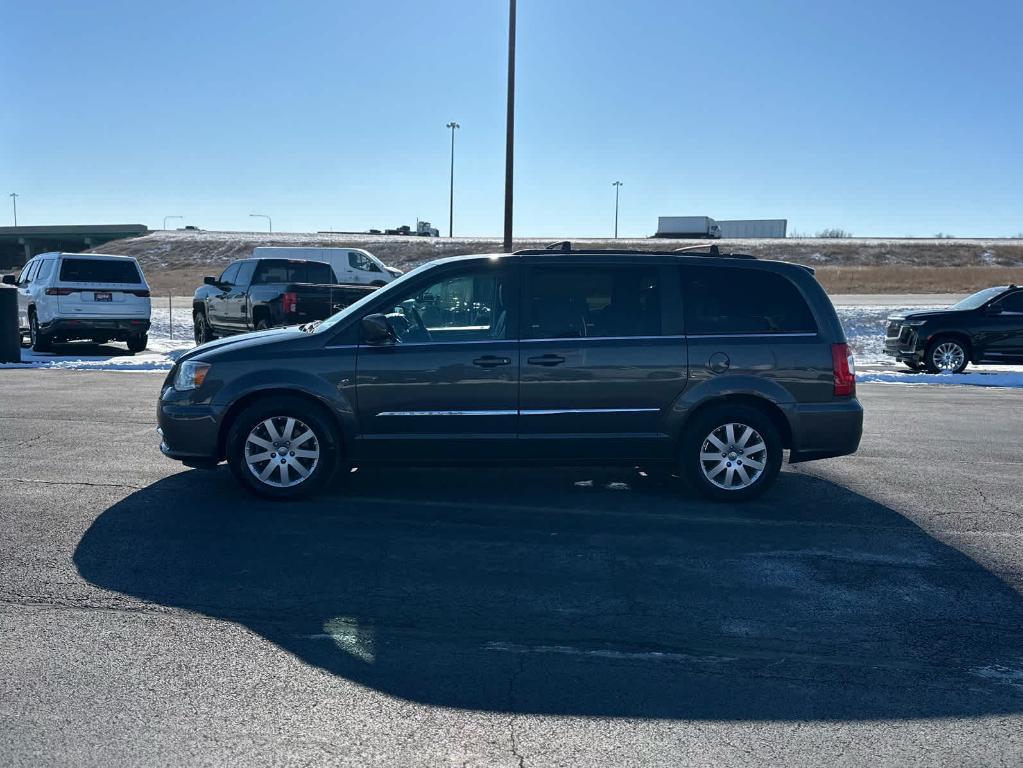 used 2016 Chrysler Town & Country car, priced at $9,885