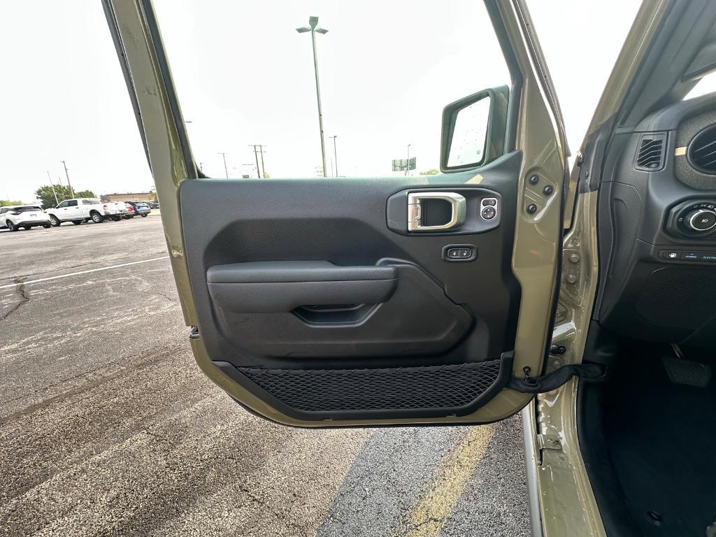 new 2025 Jeep Wrangler 4xe car, priced at $60,738