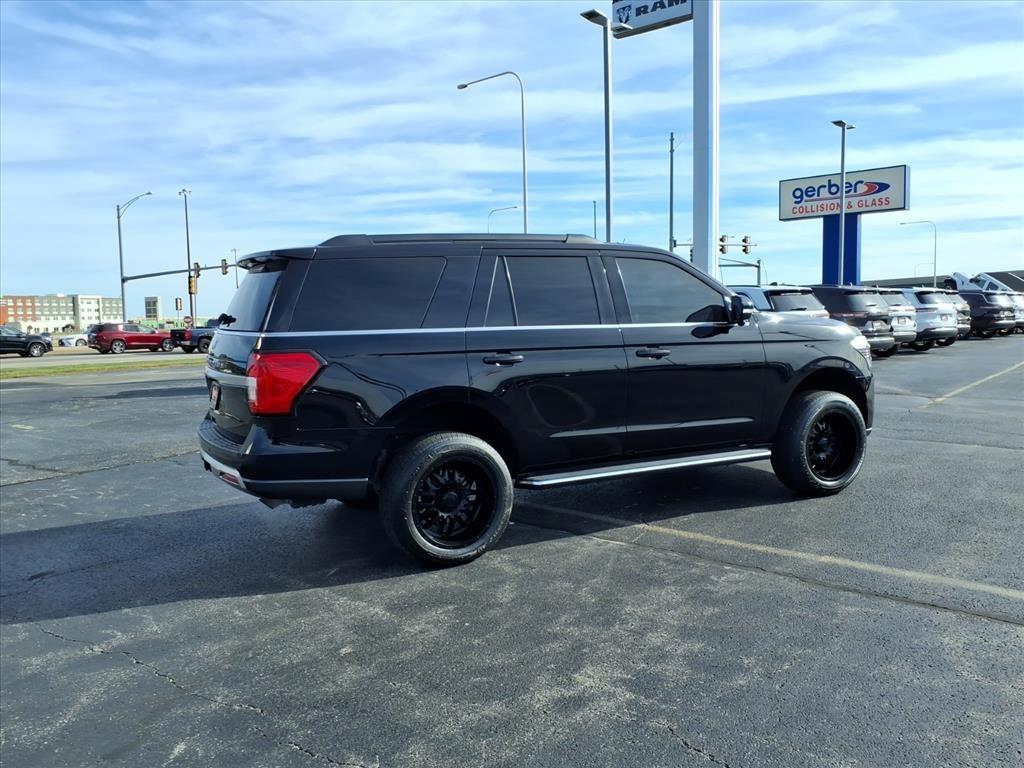used 2022 Ford Expedition car, priced at $44,514