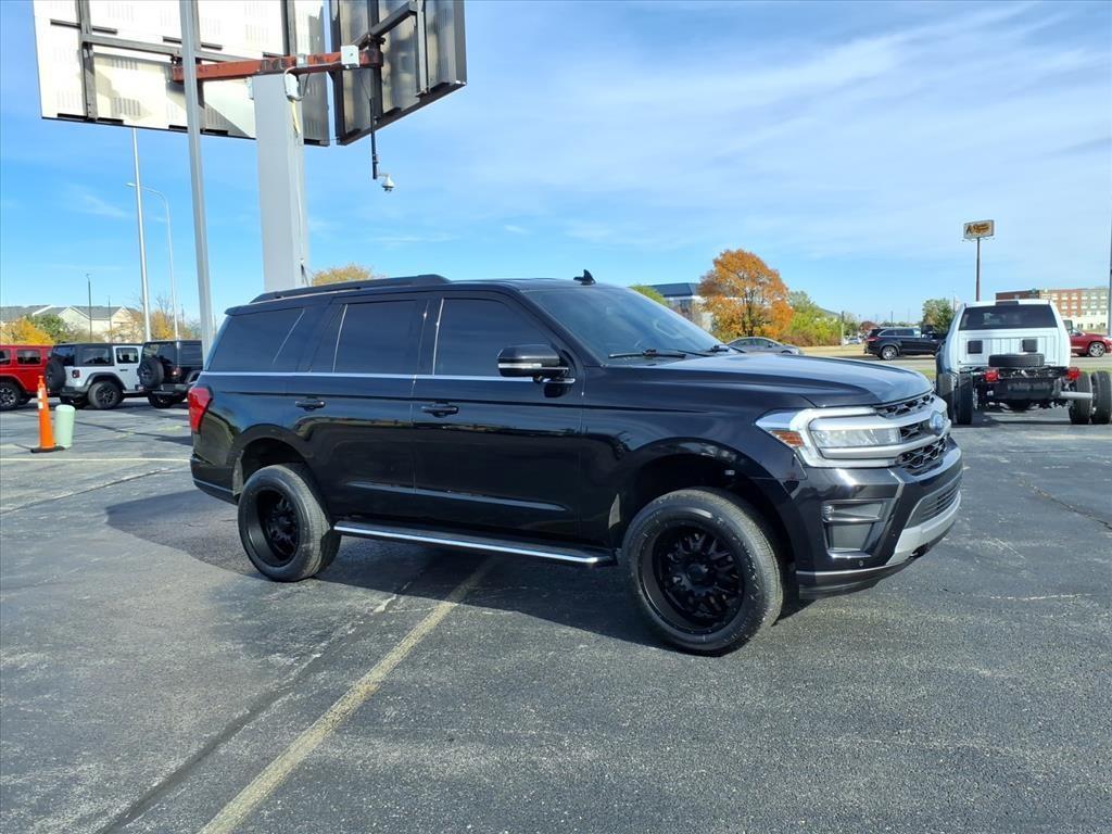 used 2022 Ford Expedition car, priced at $44,696