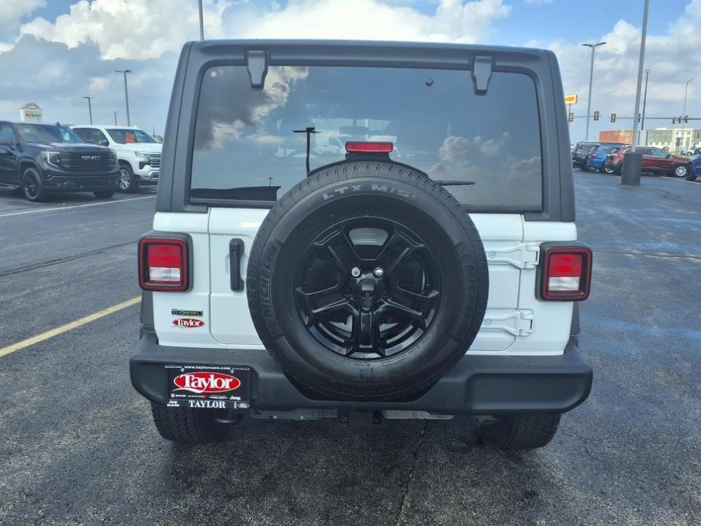 used 2021 Jeep Wrangler Unlimited car, priced at $31,958