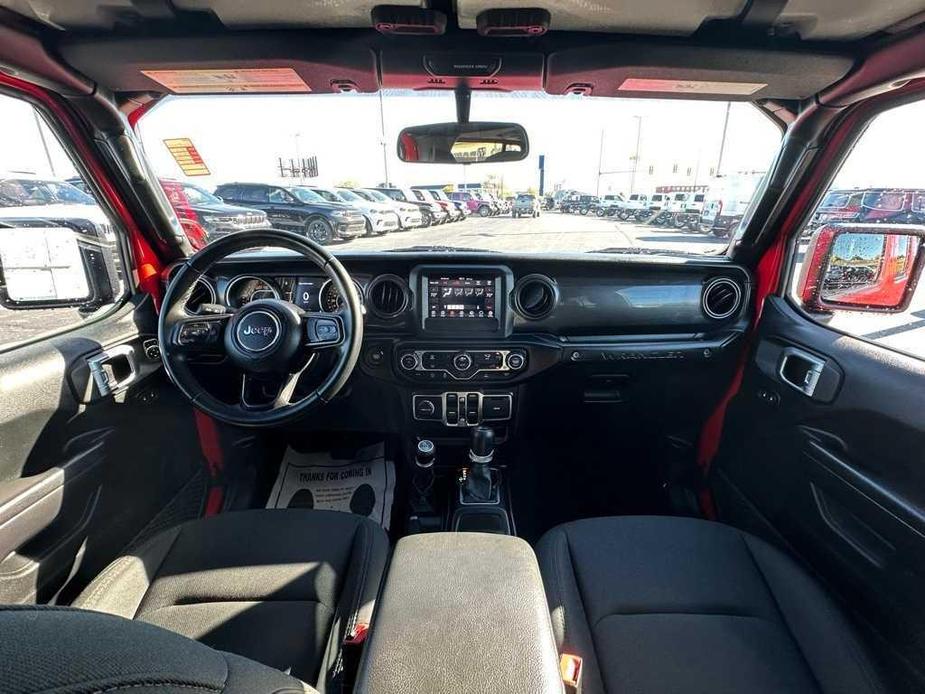 used 2021 Jeep Wrangler Unlimited car, priced at $35,200