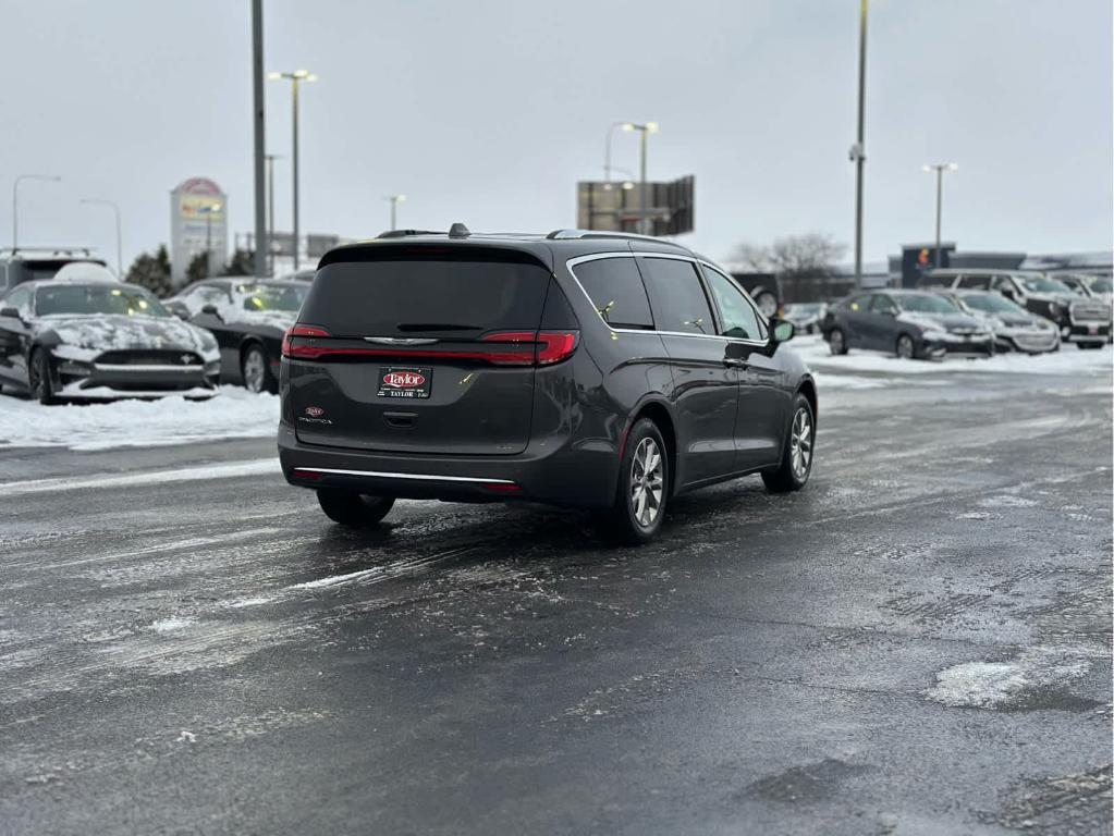 used 2021 Chrysler Pacifica car, priced at $20,987