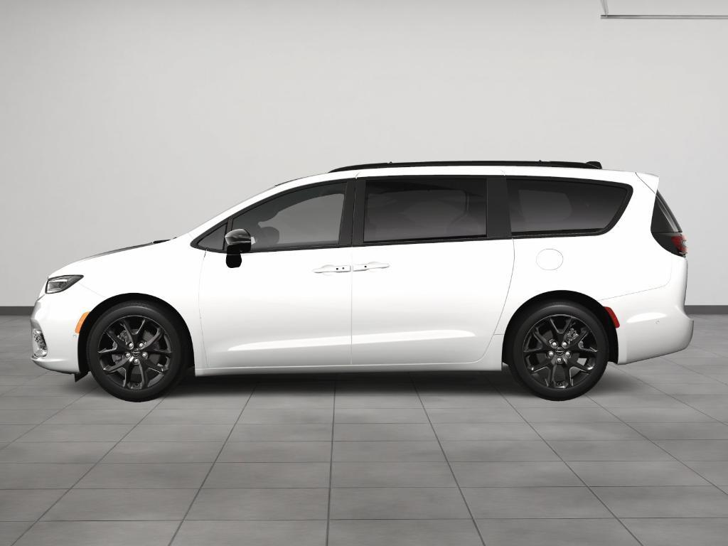 new 2025 Chrysler Pacifica car, priced at $48,625