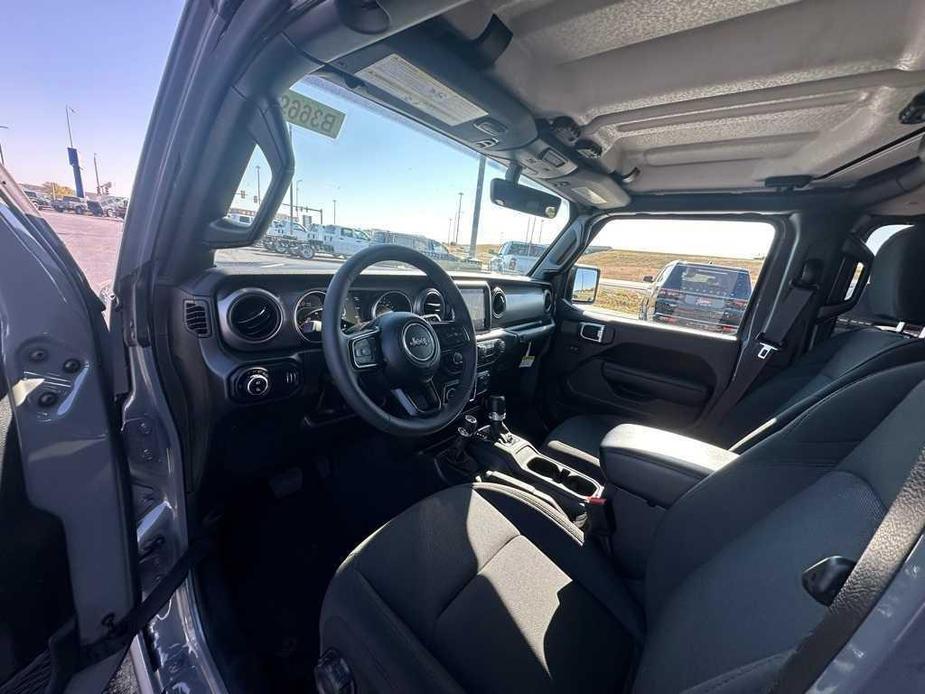 new 2023 Jeep Gladiator car, priced at $45,000