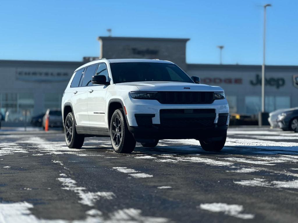 new 2025 Jeep Grand Cherokee L car, priced at $48,930