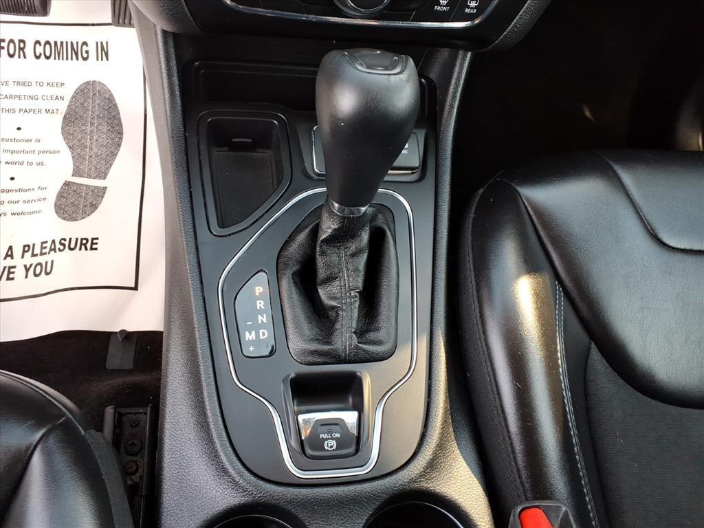 used 2019 Jeep Cherokee car, priced at $17,372