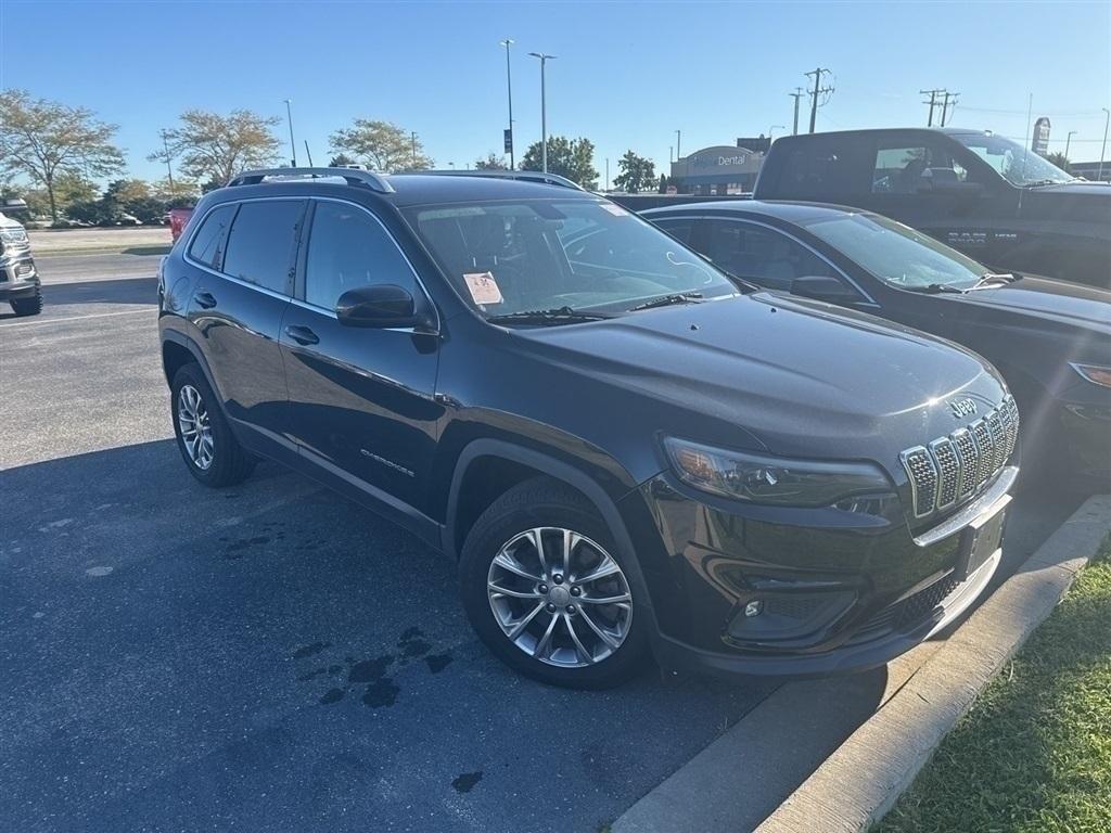 used 2019 Jeep Cherokee car, priced at $17,372