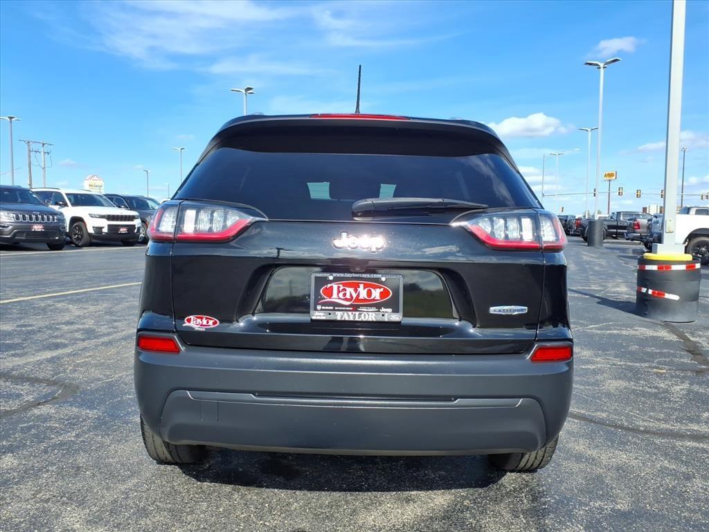 used 2019 Jeep Cherokee car, priced at $17,372