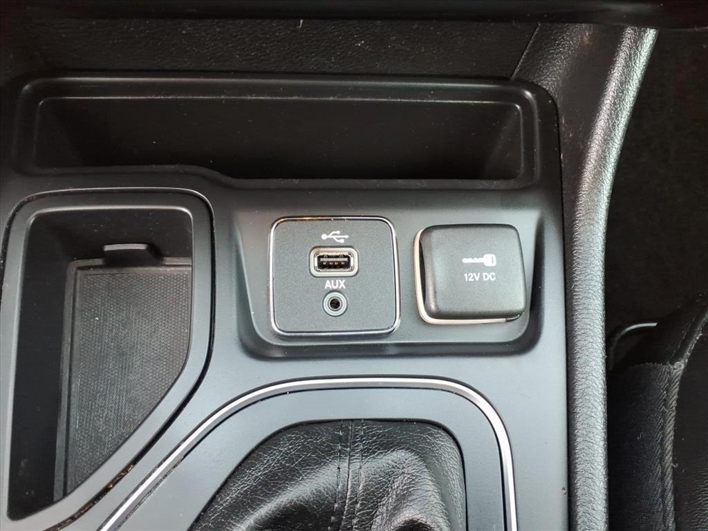 used 2019 Jeep Cherokee car, priced at $17,372
