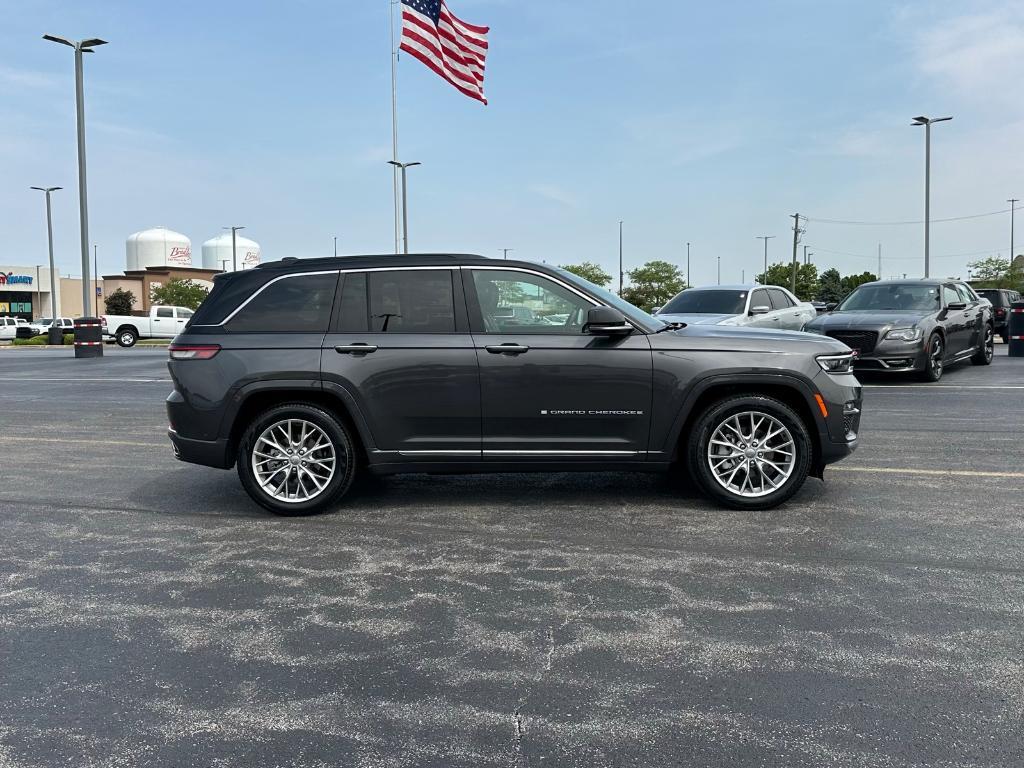 used 2024 Jeep Grand Cherokee car, priced at $59,995
