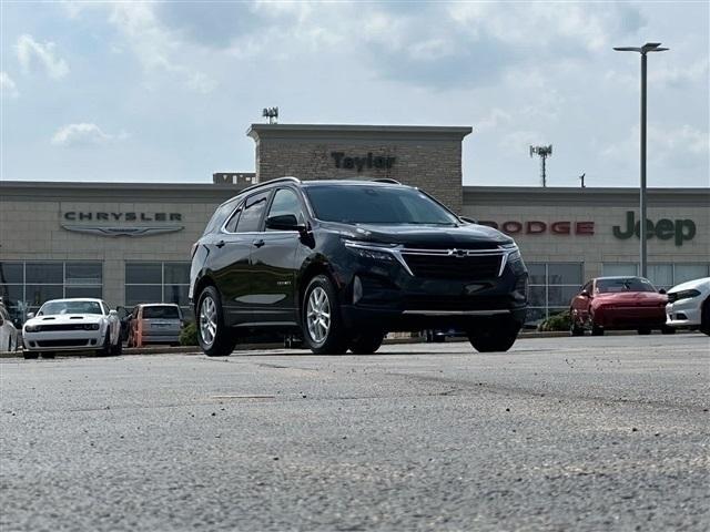 used 2024 Chevrolet Equinox car, priced at $25,989