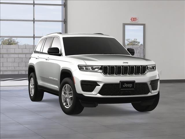 new 2025 Jeep Grand Cherokee car, priced at $35,727