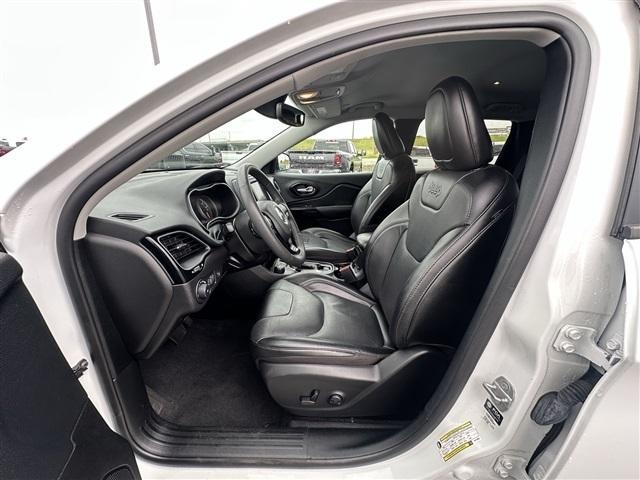 used 2023 Jeep Cherokee car, priced at $22,929