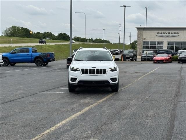used 2023 Jeep Cherokee car, priced at $22,929