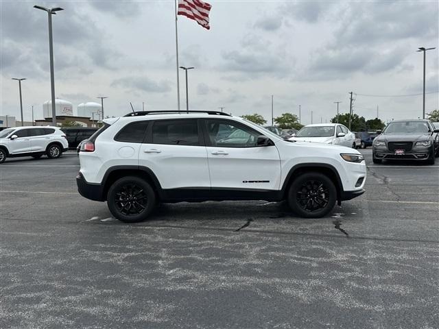 used 2023 Jeep Cherokee car, priced at $22,929