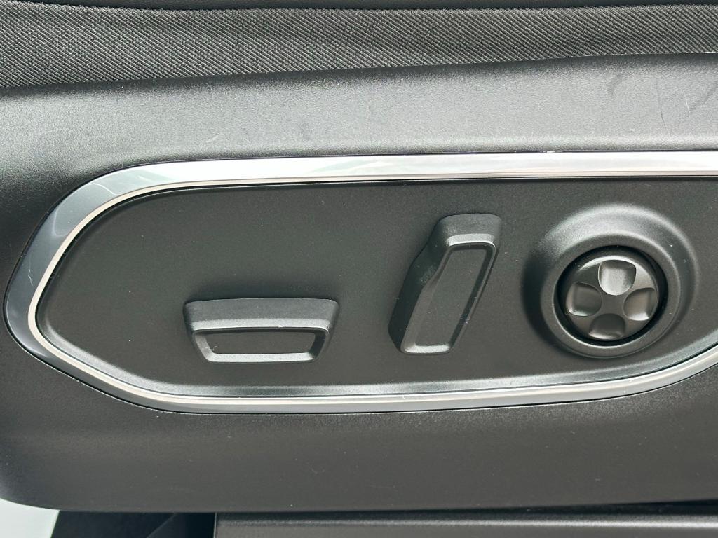 used 2024 Jeep Wagoneer car, priced at $56,843