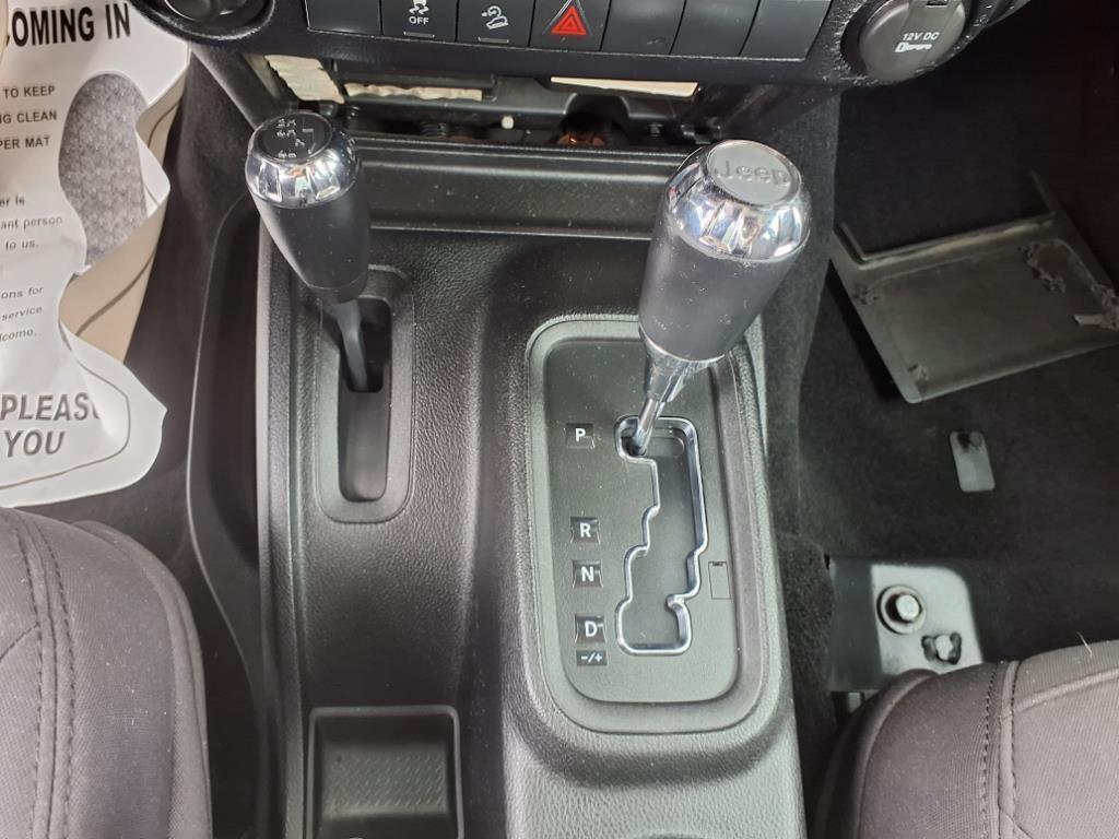 used 2013 Jeep Wrangler Unlimited car, priced at $16,181