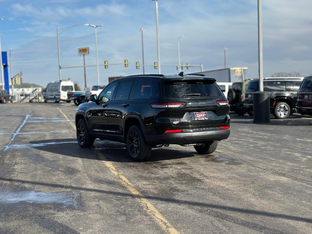 new 2025 Jeep Grand Cherokee L car, priced at $41,102