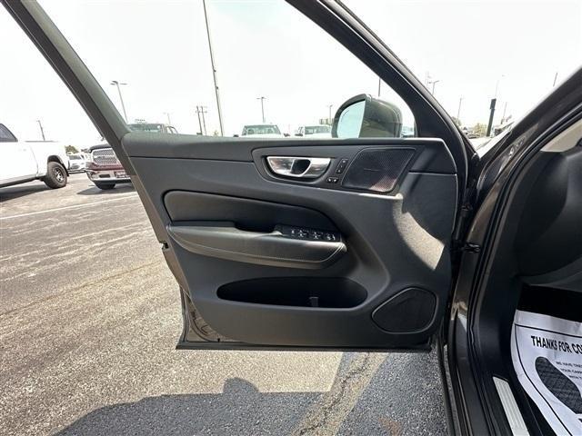 used 2022 Volvo XC60 car, priced at $32,632