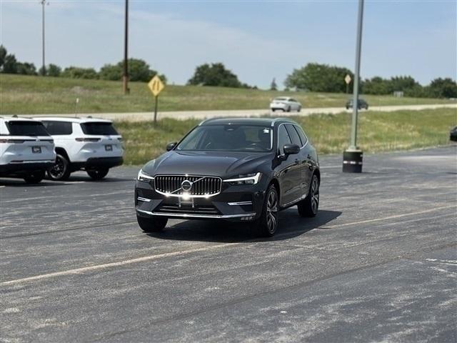 used 2022 Volvo XC60 car, priced at $32,632
