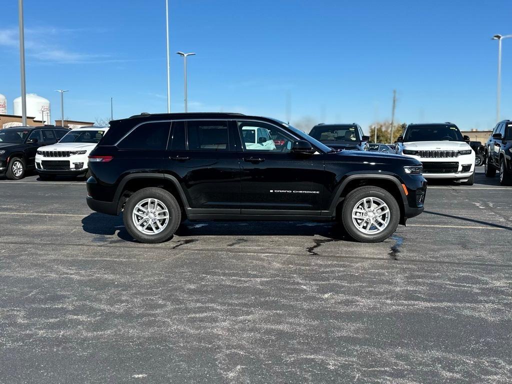 new 2025 Jeep Grand Cherokee car, priced at $38,116