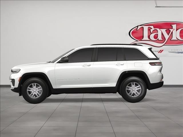 new 2025 Jeep Grand Cherokee car, priced at $37,790