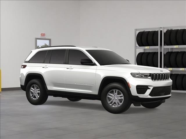new 2025 Jeep Grand Cherokee car, priced at $35,540
