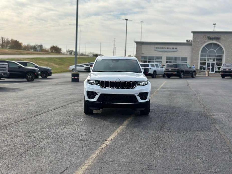 new 2025 Jeep Grand Cherokee car, priced at $41,580