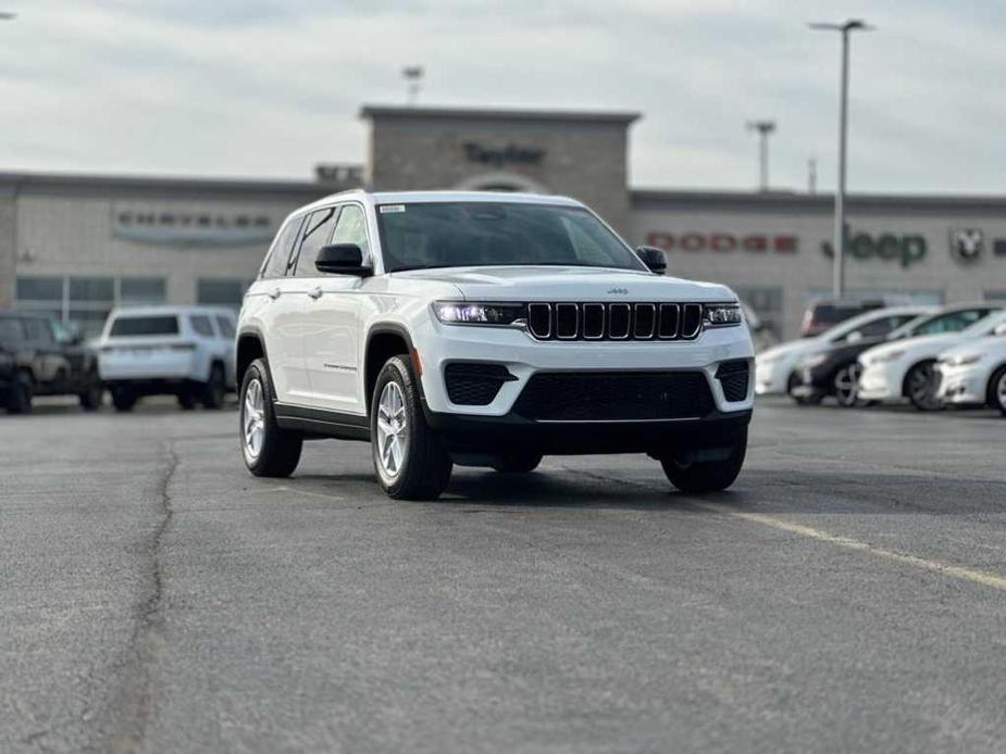 new 2025 Jeep Grand Cherokee car, priced at $41,580