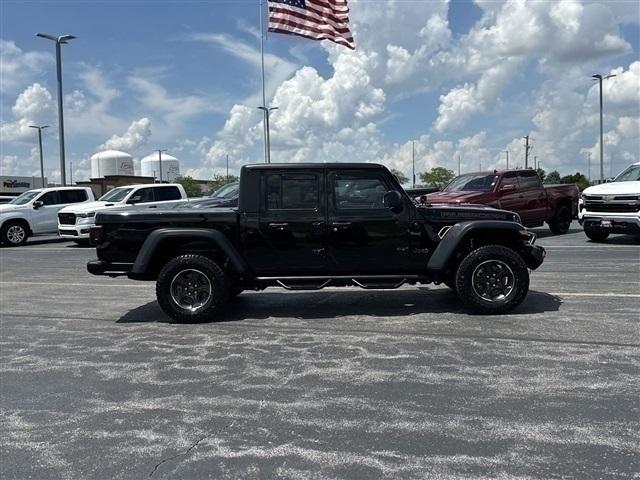 used 2022 Jeep Gladiator car, priced at $39,358
