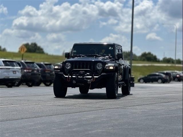 used 2022 Jeep Gladiator car, priced at $35,814