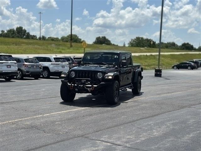 used 2022 Jeep Gladiator car, priced at $35,877